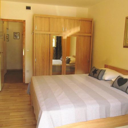 Apartmans And Rooms Dunjini Dvori Korcula Town Exterior foto