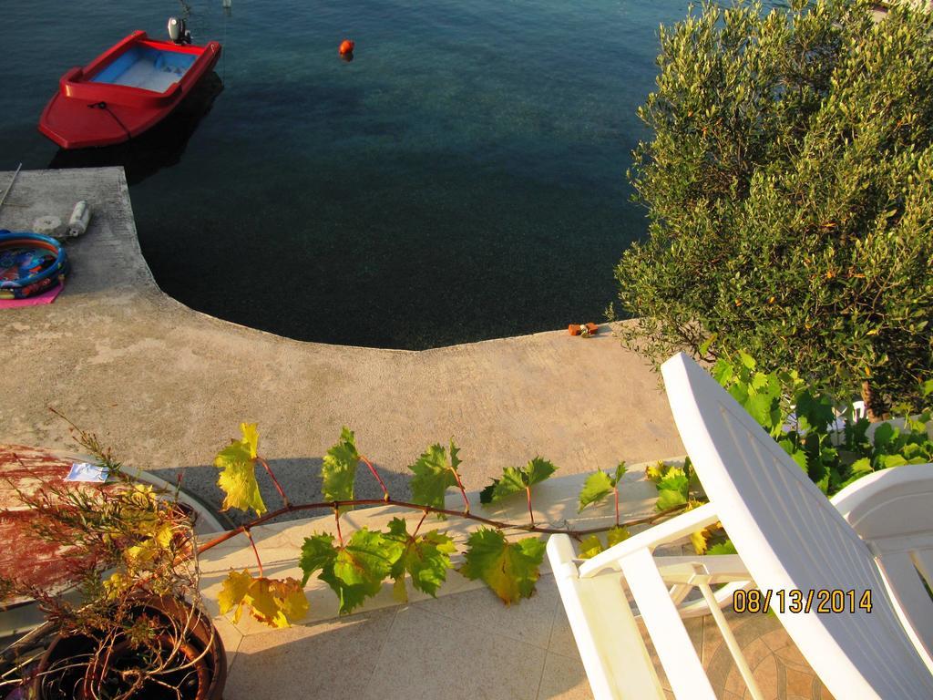 Apartmans And Rooms Dunjini Dvori Korcula Town Exterior foto