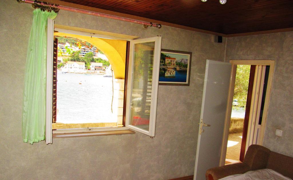 Apartmans And Rooms Dunjini Dvori Korcula Town Exterior foto