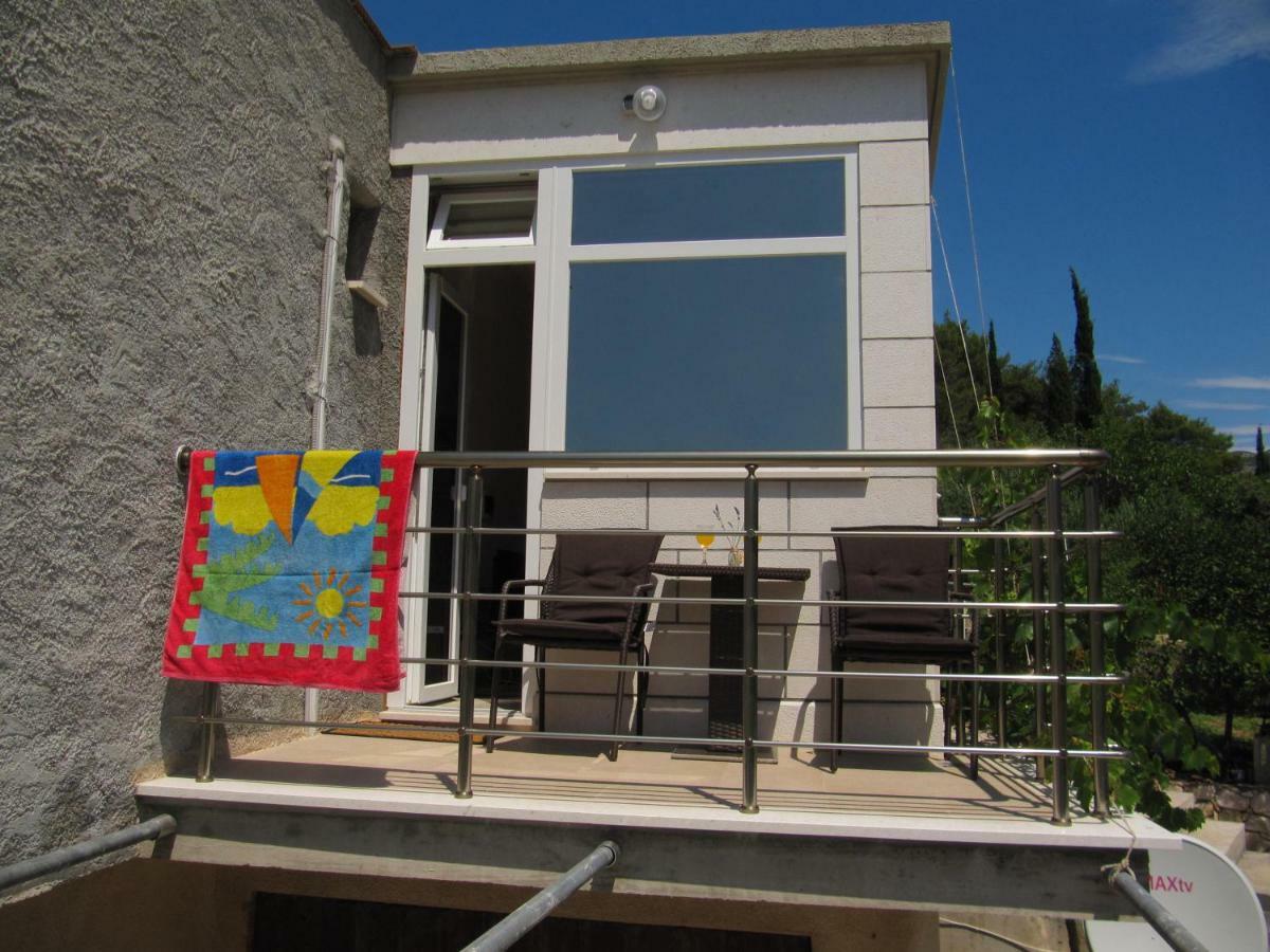 Apartmans And Rooms Dunjini Dvori Korcula Town Exterior foto